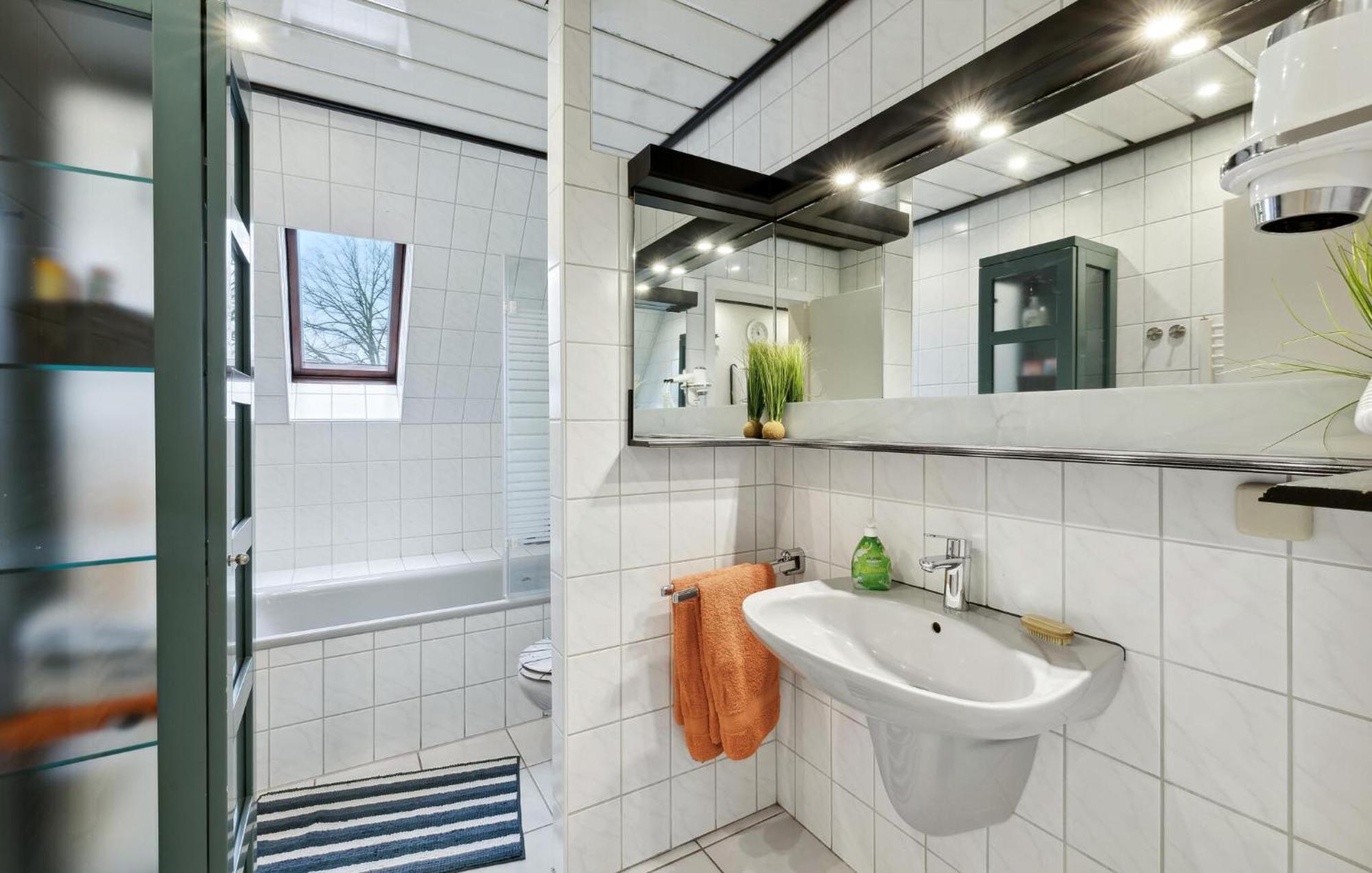 Amazing Apartment In Bremerhaven With Kitchen Exterior foto